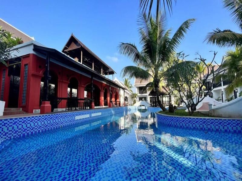 Manyo Hotel And Resort image