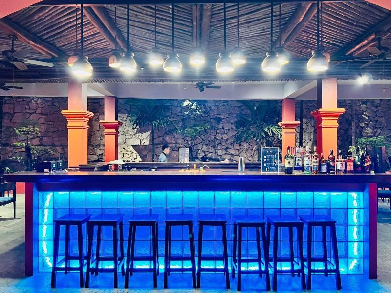 Manyo Hotel And Resort image