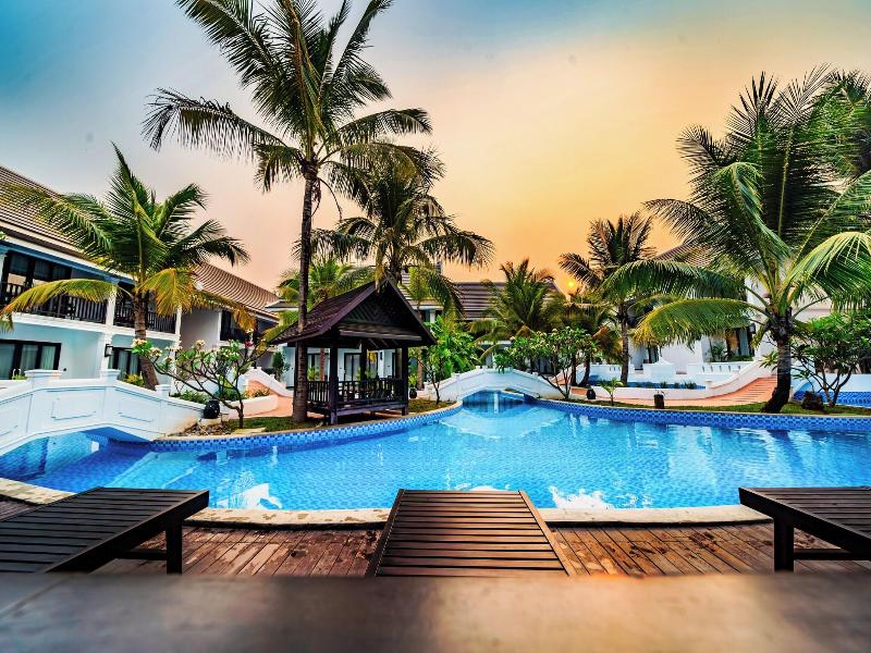 Manyo Hotel And Resort image