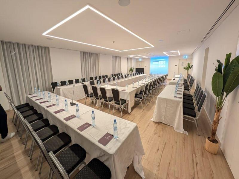 Hotel Onomo Allure Abidjan Baobab image