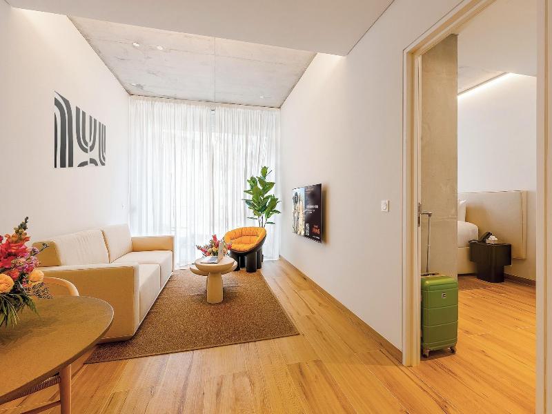 Hotel Onomo Allure Abidjan Baobab image