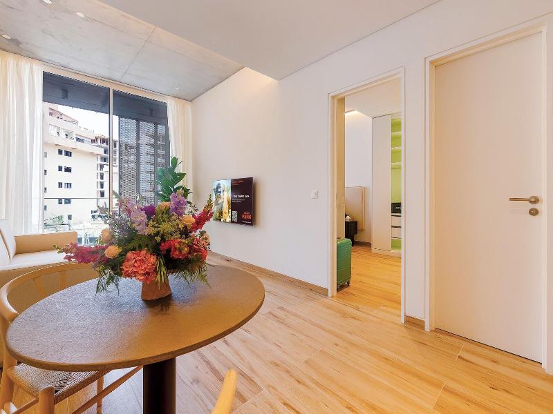 Hotel Onomo Allure Abidjan Baobab image