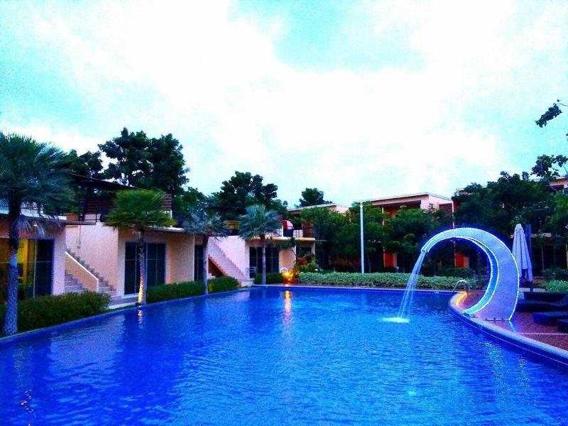 Bangkok Grand Resort image