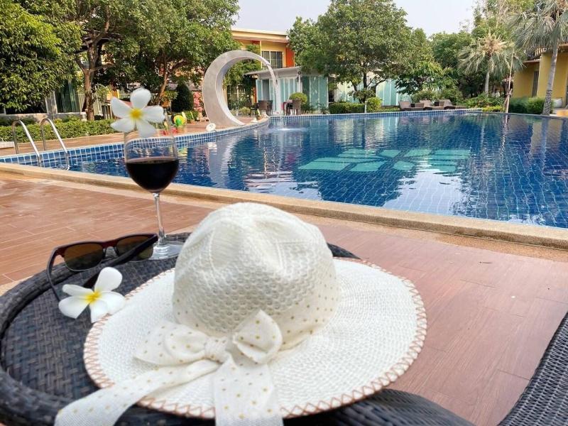 Bangkok Grand Resort image