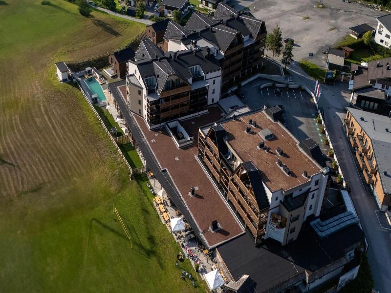 Adea Lifestyle Suites image