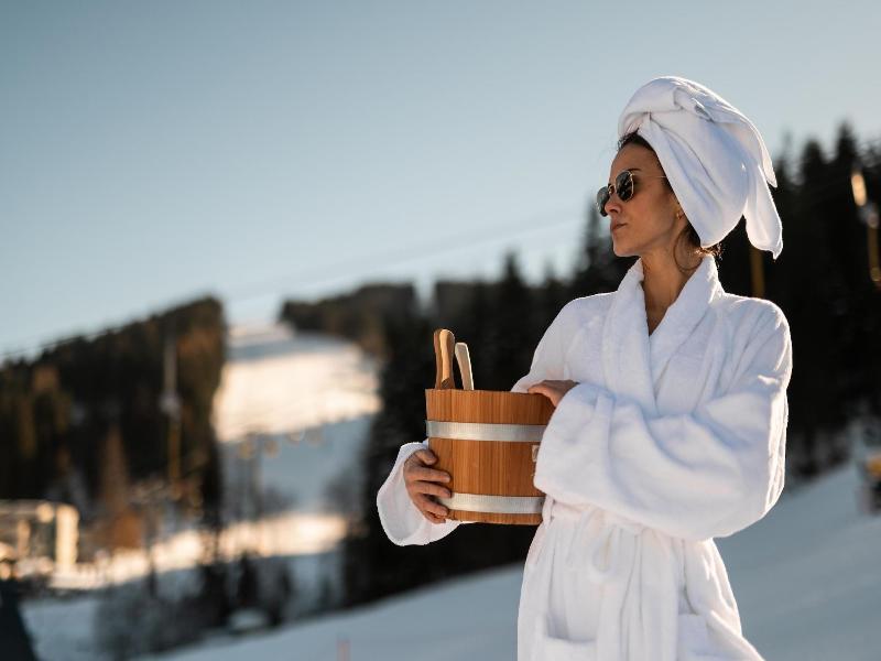 Adea Lifestyle Suites image