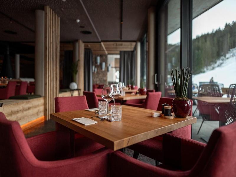 Adea Lifestyle Suites image