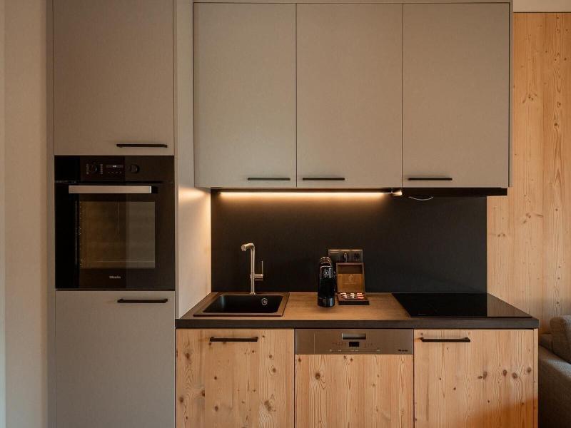 Adea Lifestyle Suites image
