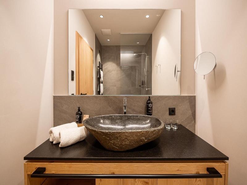 Adea Lifestyle Suites image