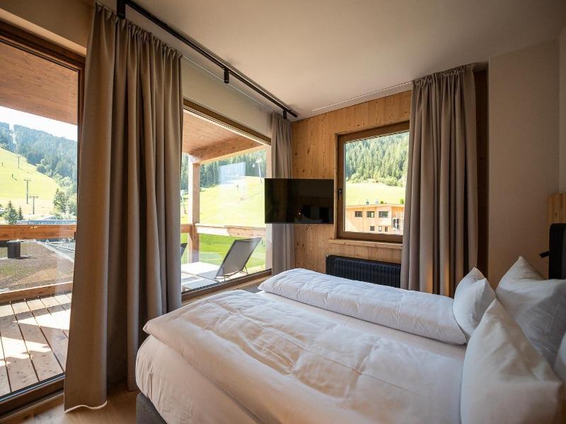Adea Lifestyle Suites image