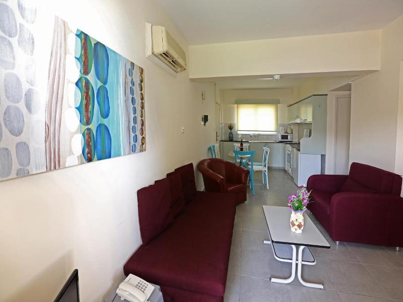 Sunquest Gardens Holiday Resort image