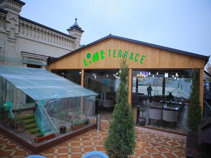Boulevard Palace image