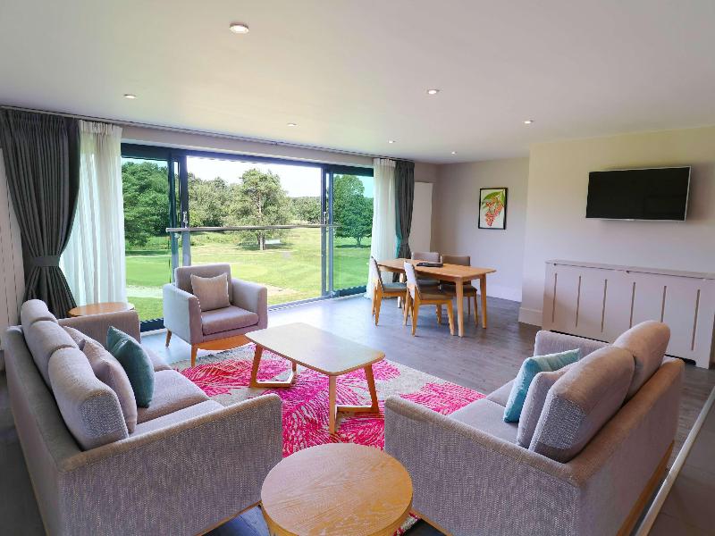 Old Thorns Hotel, Golf and Country Estate image