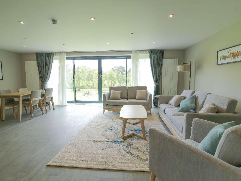 Old Thorns Hotel, Golf and Country Estate image