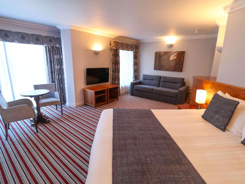 Old Thorns Hotel, Golf and Country Estate image