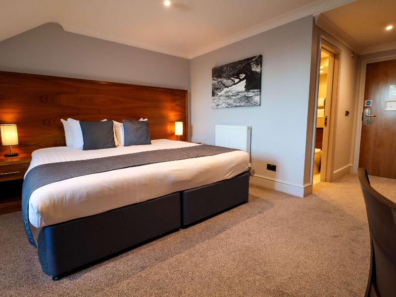 Old Thorns Hotel, Golf and Country Estate image