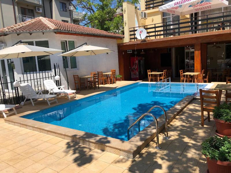 Family Hotel Central