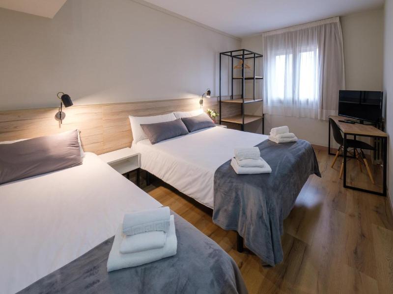 Hotel Torres Manlleu image