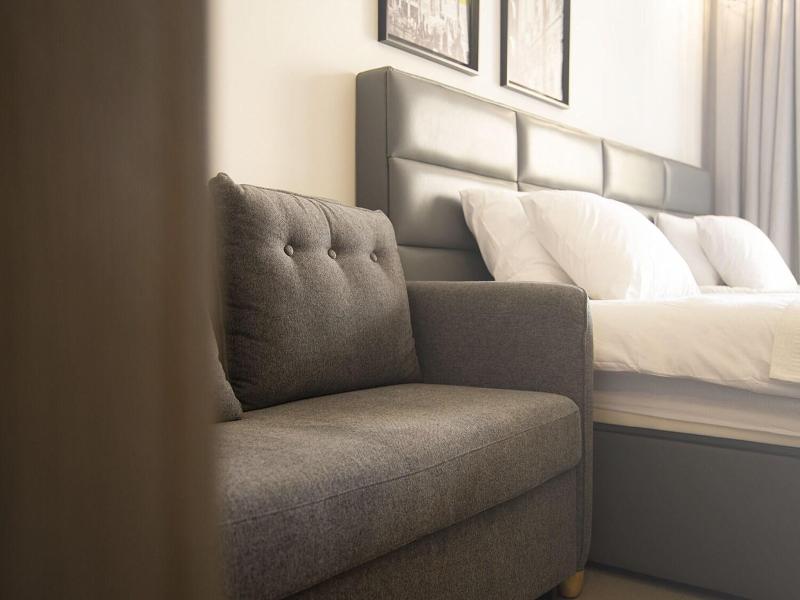 Jimmy's Suites image