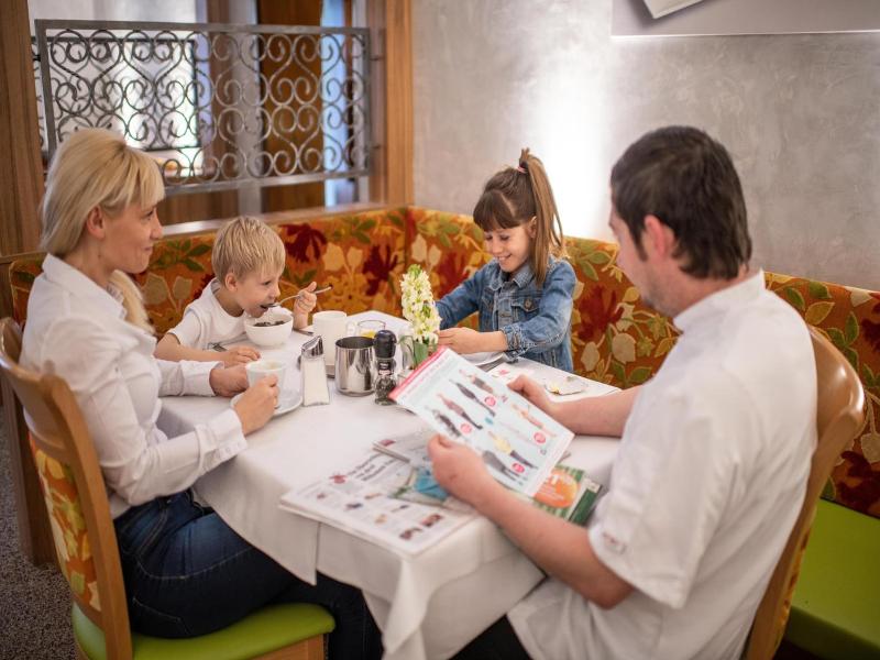 Hotel Restaurant Meyer image