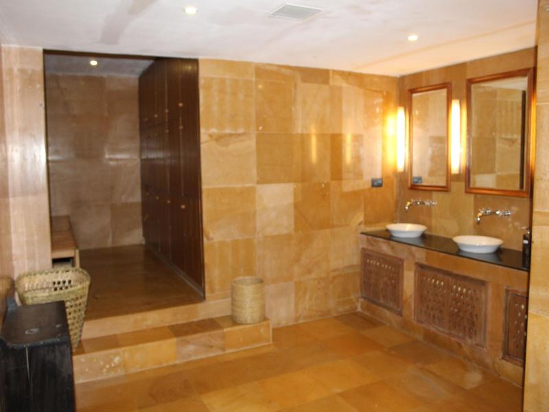 Druk Hotel image