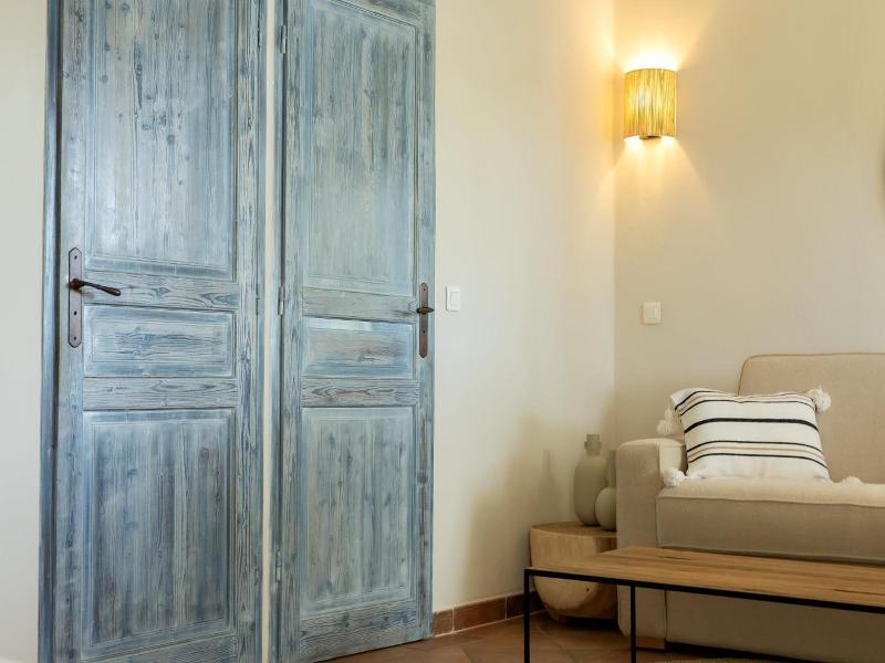 Casa Santini X Roc Seven image