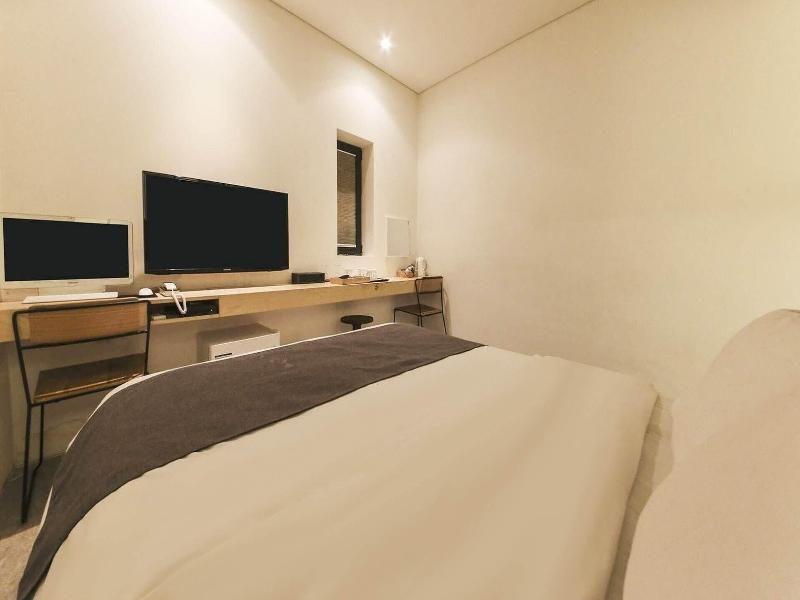 Ami Boutique Hotel image