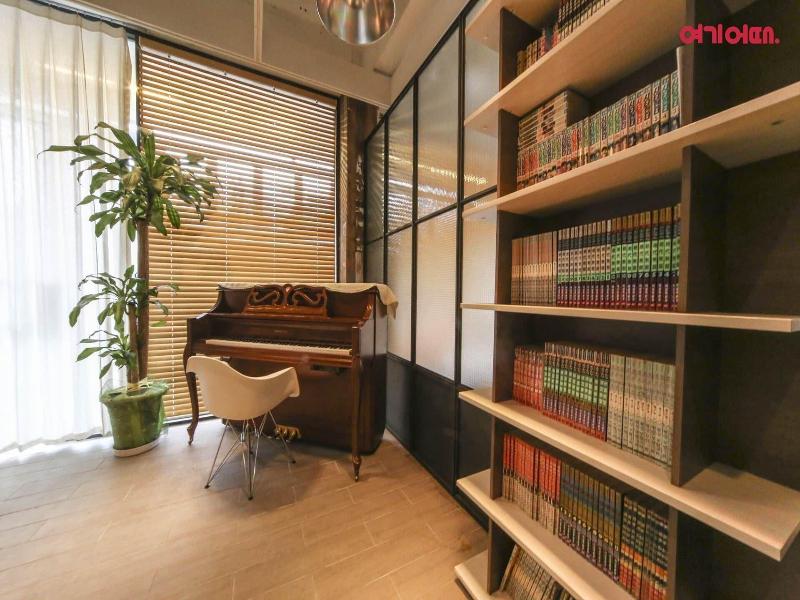 Ami Boutique Hotel image