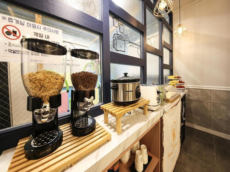 Ami Boutique Hotel image