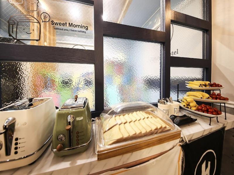 Ami Boutique Hotel image