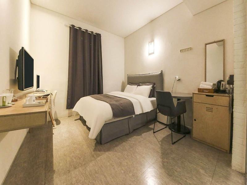 Ami Boutique Hotel image