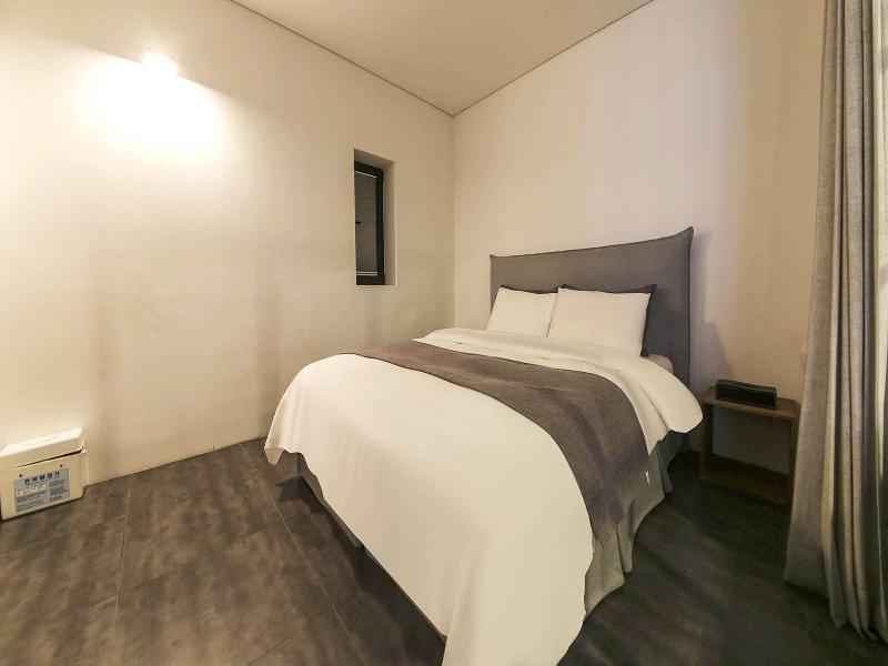 Ami Boutique Hotel image
