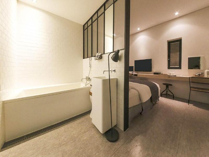 Ami Boutique Hotel image