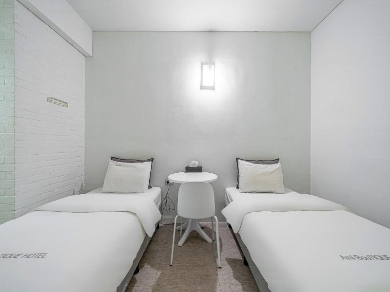 Ami Boutique Hotel image