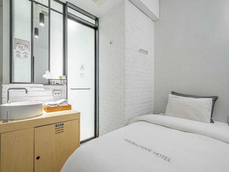 Ami Boutique Hotel image