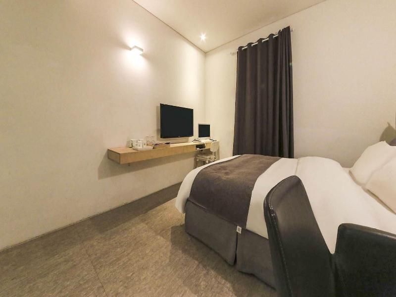 Ami Boutique Hotel image