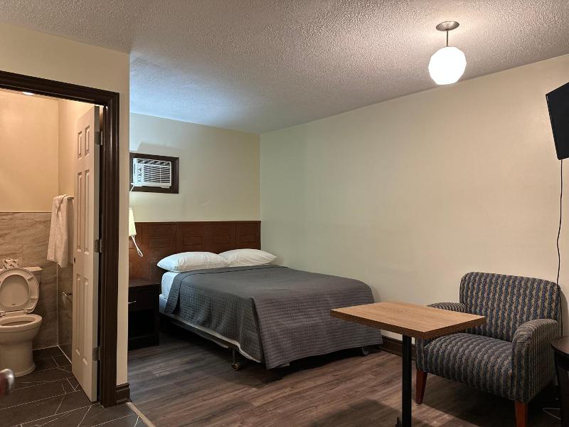 Cedar Springs Motel image