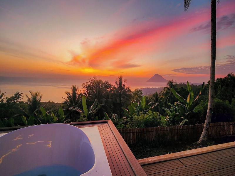 Bobocabin Bunaken Hills