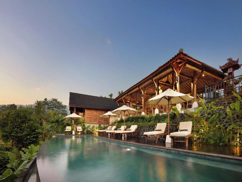 Devani Resort Sidemen image