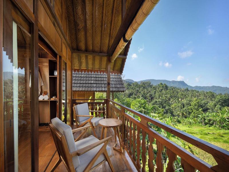Devani Resort Sidemen image