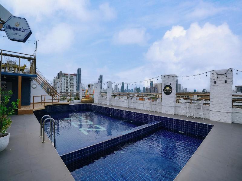Bangkok Oriental Hotel image