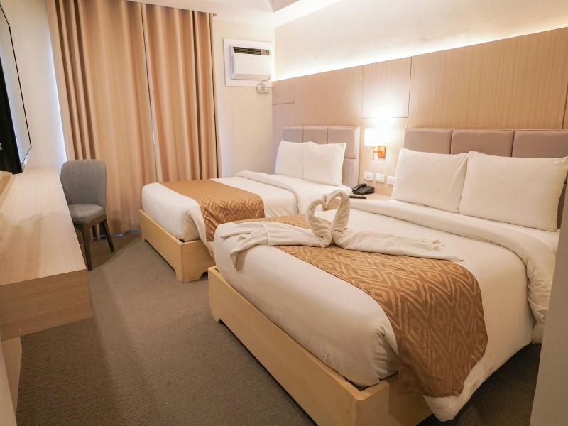 Sotogrande Neopolitan Hotel image