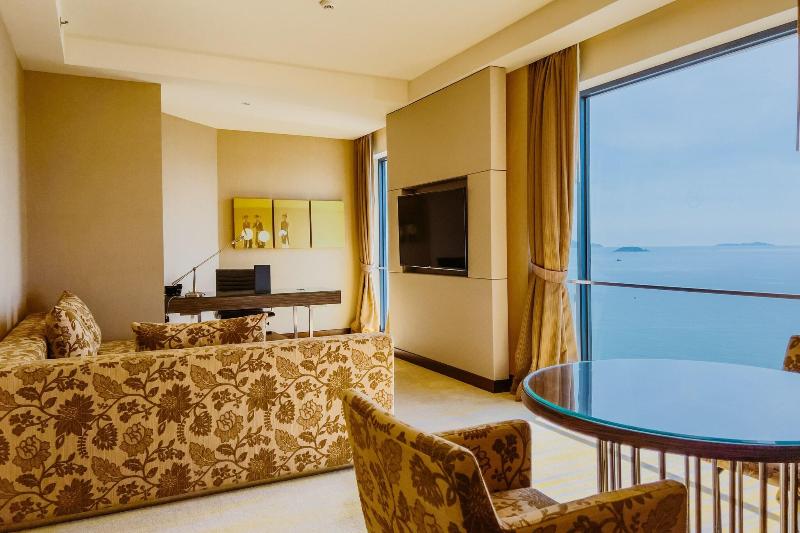Sheraton Nha Trang Hotel and Spa image