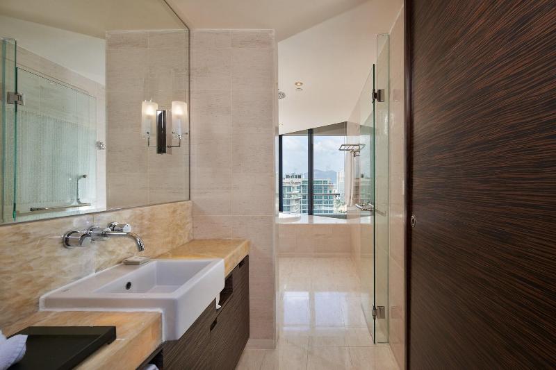 Sheraton Nha Trang Hotel and Spa image