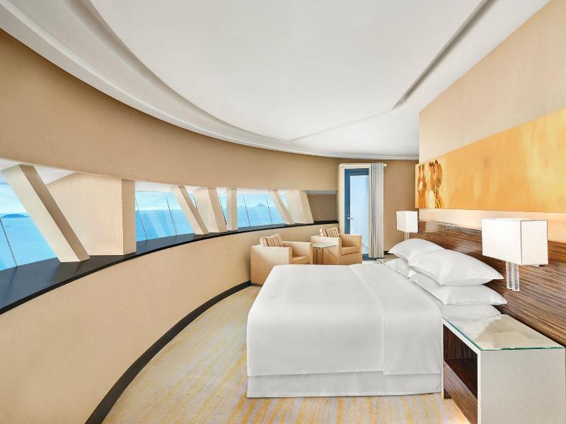 Sheraton Nha Trang Hotel and Spa image