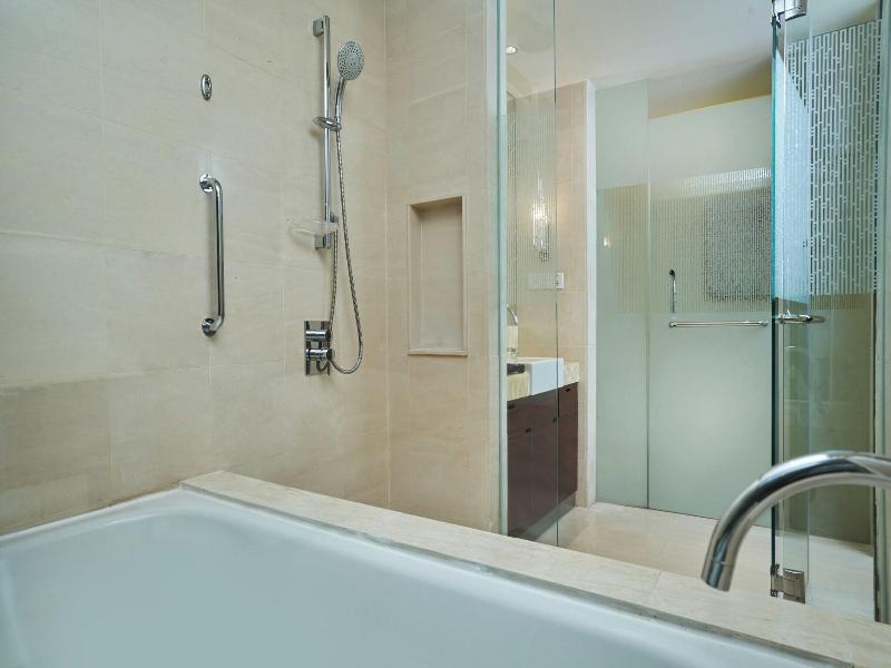Sheraton Nha Trang Hotel and Spa image