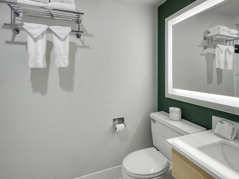 Best Western Portland West Beaverton image