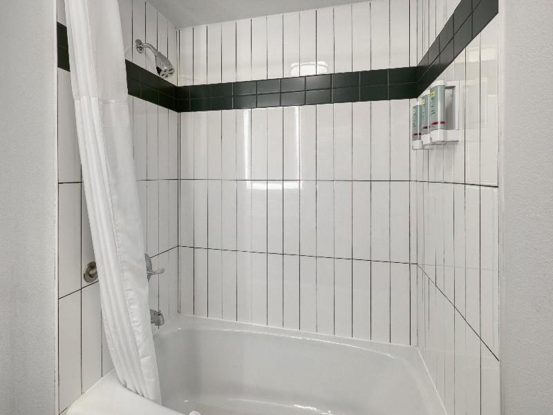Best Western Portland West Beaverton image