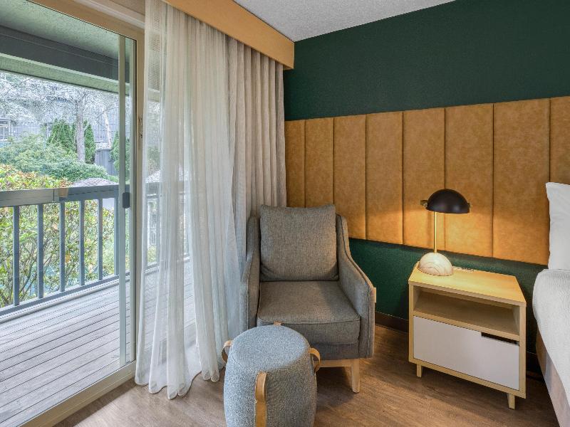 Best Western Portland West Beaverton image