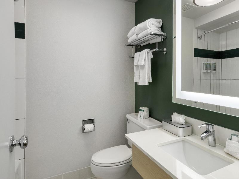 Best Western Portland West Beaverton image